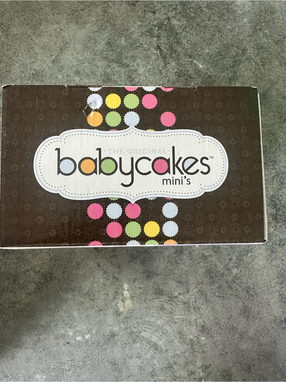 Babycakes mini- Purple cake-pop maker